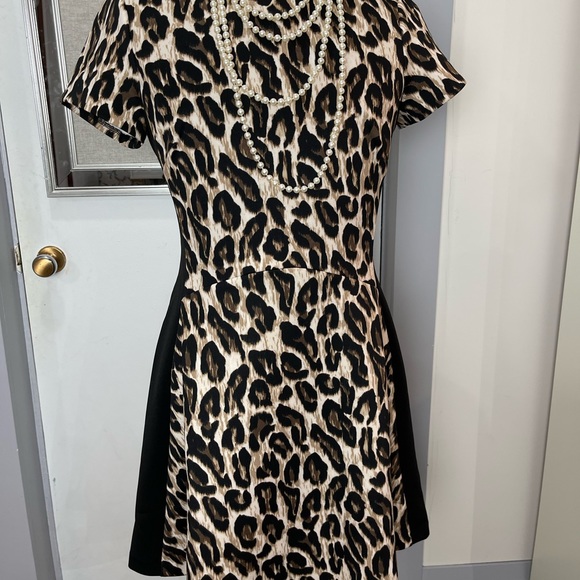 Leopard print dress - Picture 2 of 9